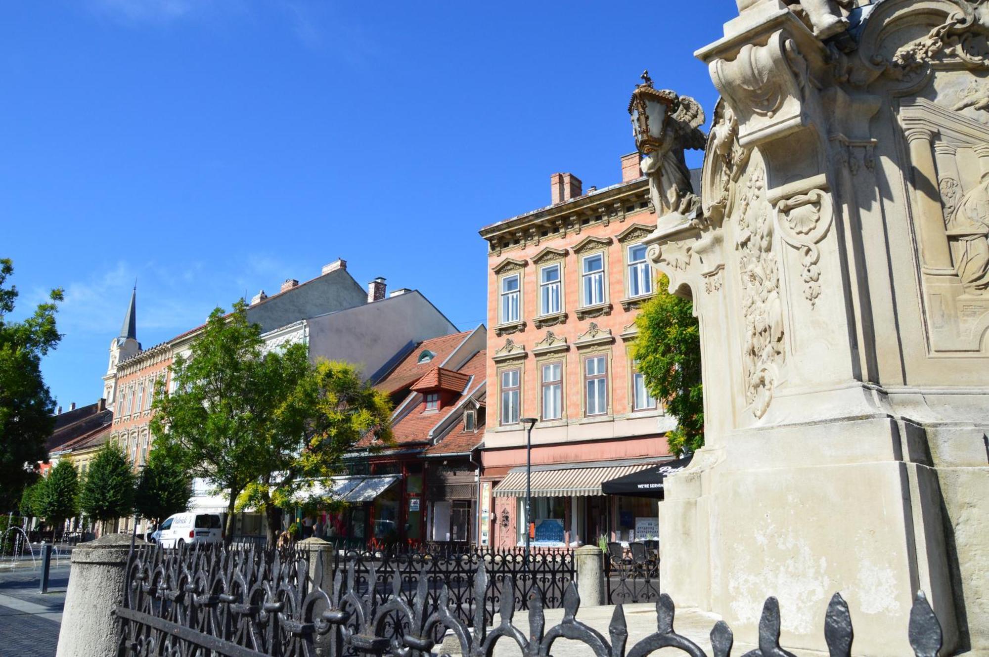 V62 Studio Apartments- In The Downtown Sopron Exterior foto