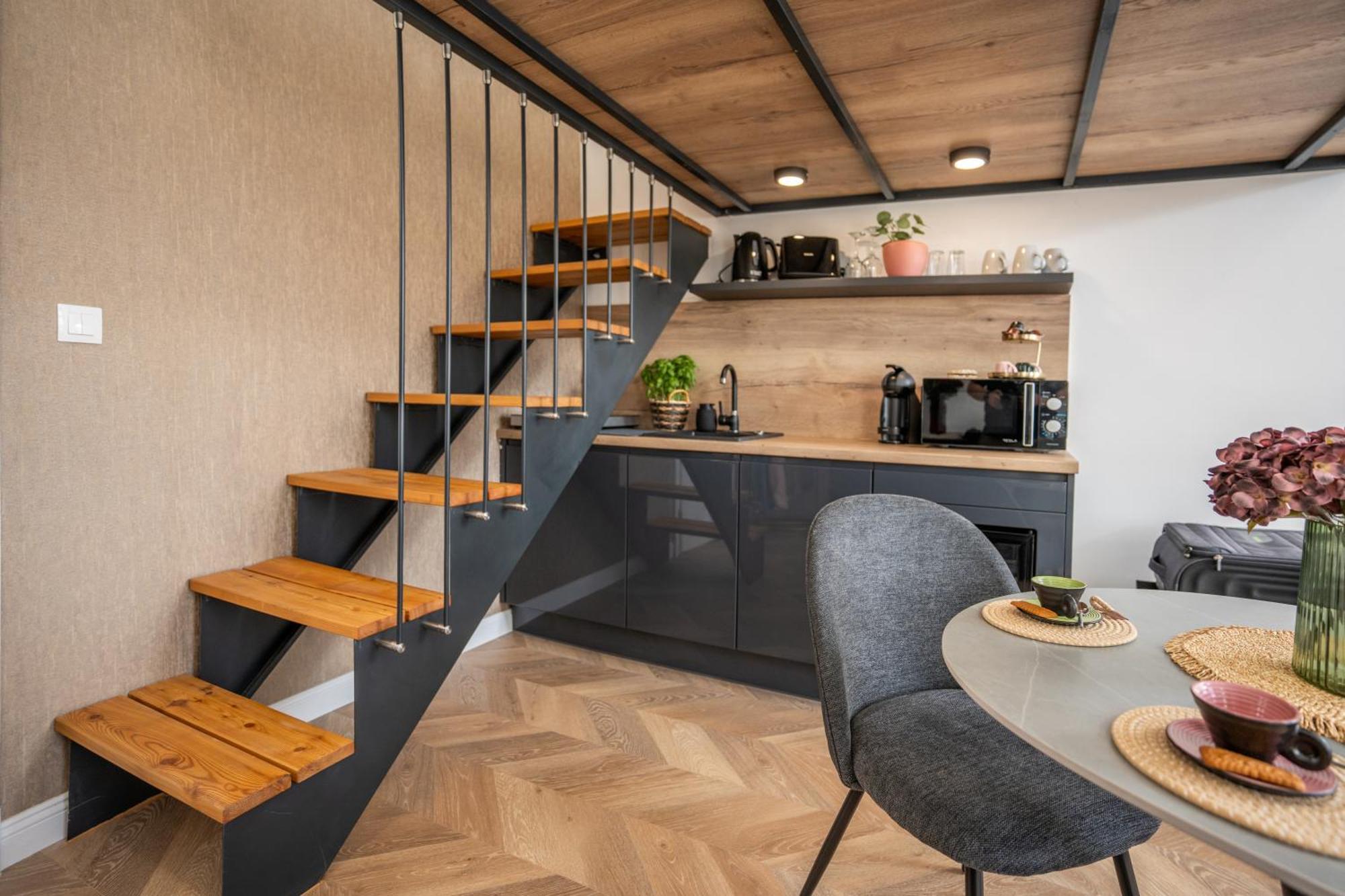 V62 Studio Apartments- In The Downtown Sopron Exterior foto